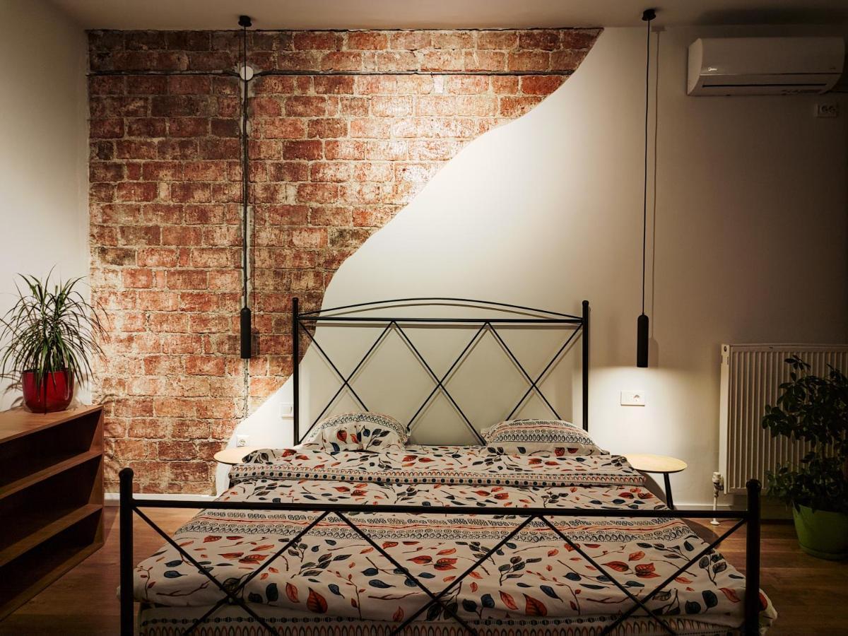 Апартаменты Urban Cozy Retreat Приштина Экстерьер фото
