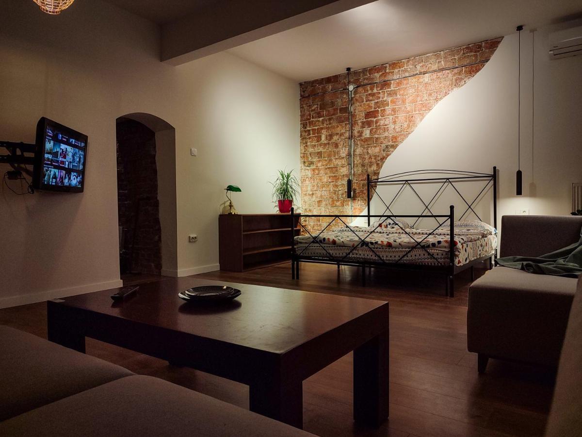 Апартаменты Urban Cozy Retreat Приштина Экстерьер фото